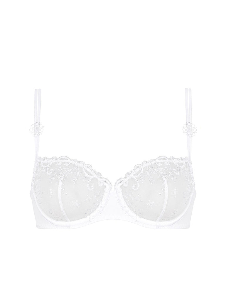 Stunning Lace Bras and Panties – Wandering Woman