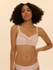 Caresse Wireless Triangle - Blush
