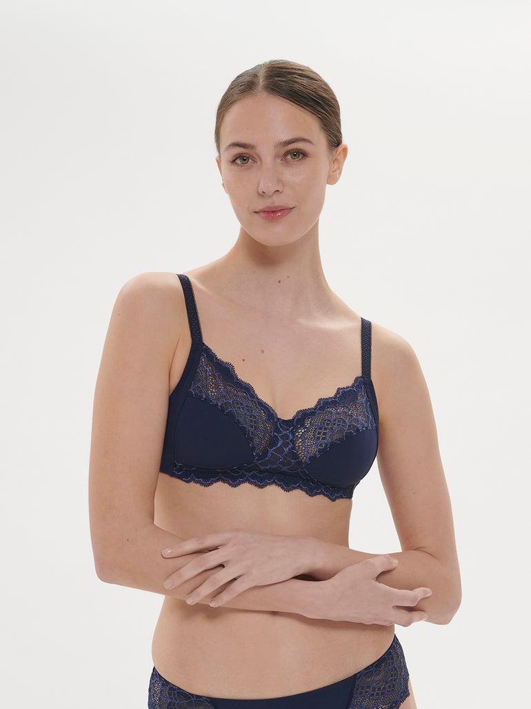 Caresse Wireless Triangle Bra Ink Blue Simone Perele