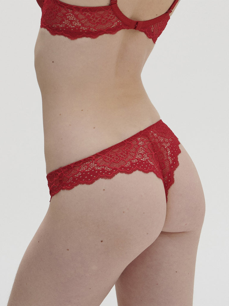 PIEGE LINGERIE CULOTTE TAILLE 46 MODELE NEW GRACE REF 221156 PIEGE LINGERIE CULOTTE TAILLE 46 MODELE NEW GRACE REF 221156