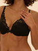 Wish Triangle Contour - Black