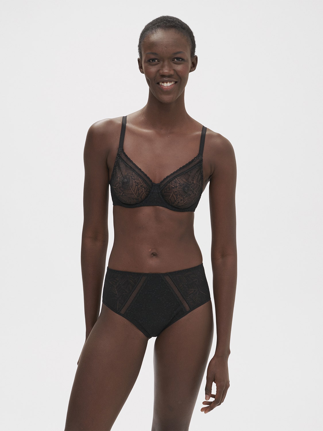 ブラックレースボディスーツ　SIMONE PERELE Simone Pérèle | Comete Molded Full Cup - Black