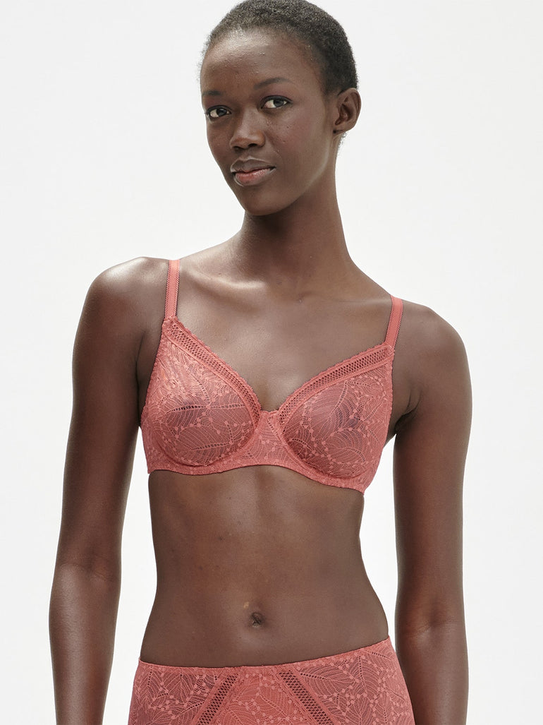 Simone Perele, Intimates & Sleepwear, Simone Perele Comete Molded Full  Cup Lace Bra In Pink Sand Size 34f