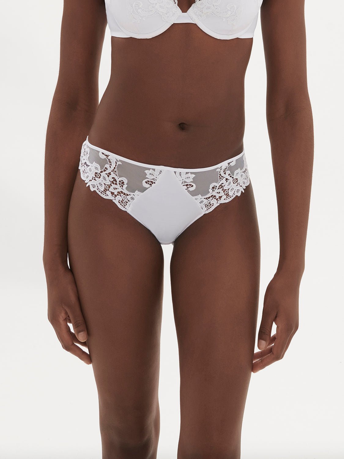 Saga Bikini Panty White Simone Perele