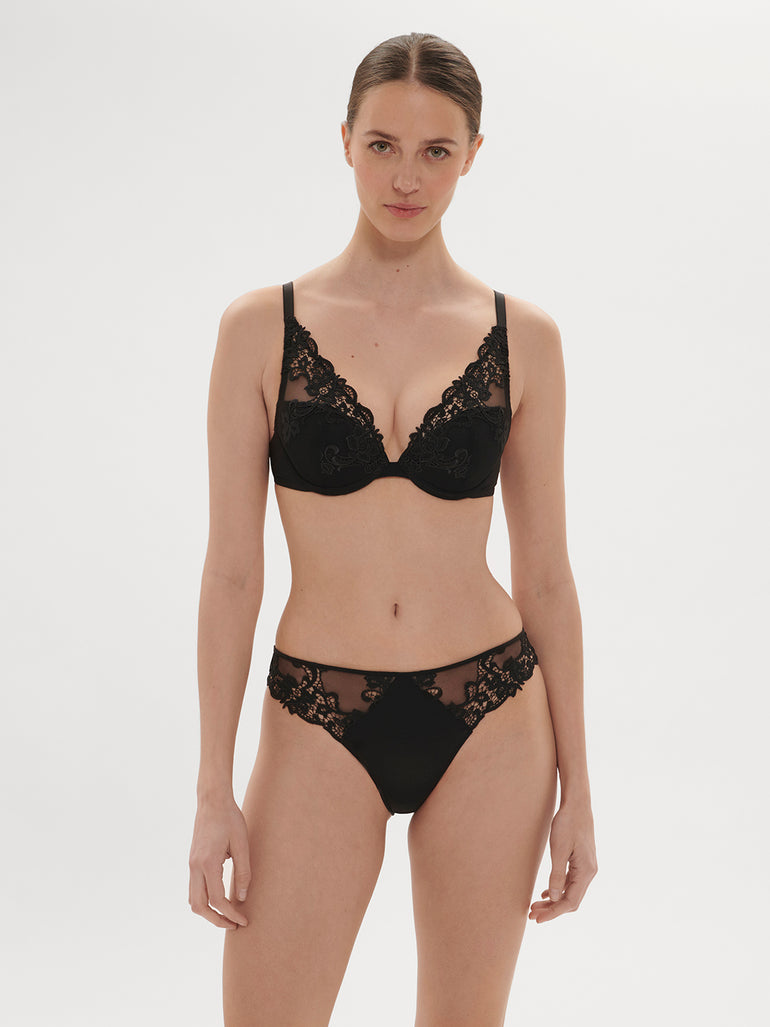 Saga Bikini Panty Black Simone Perele