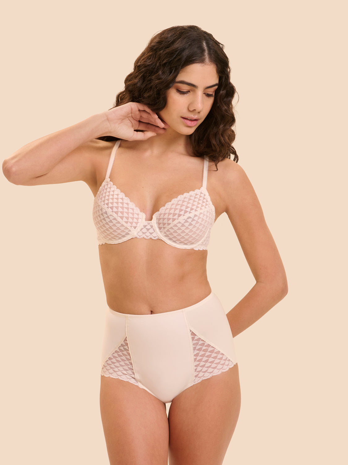 Subtile Lingerie Collection in Ivory - Simone Perele