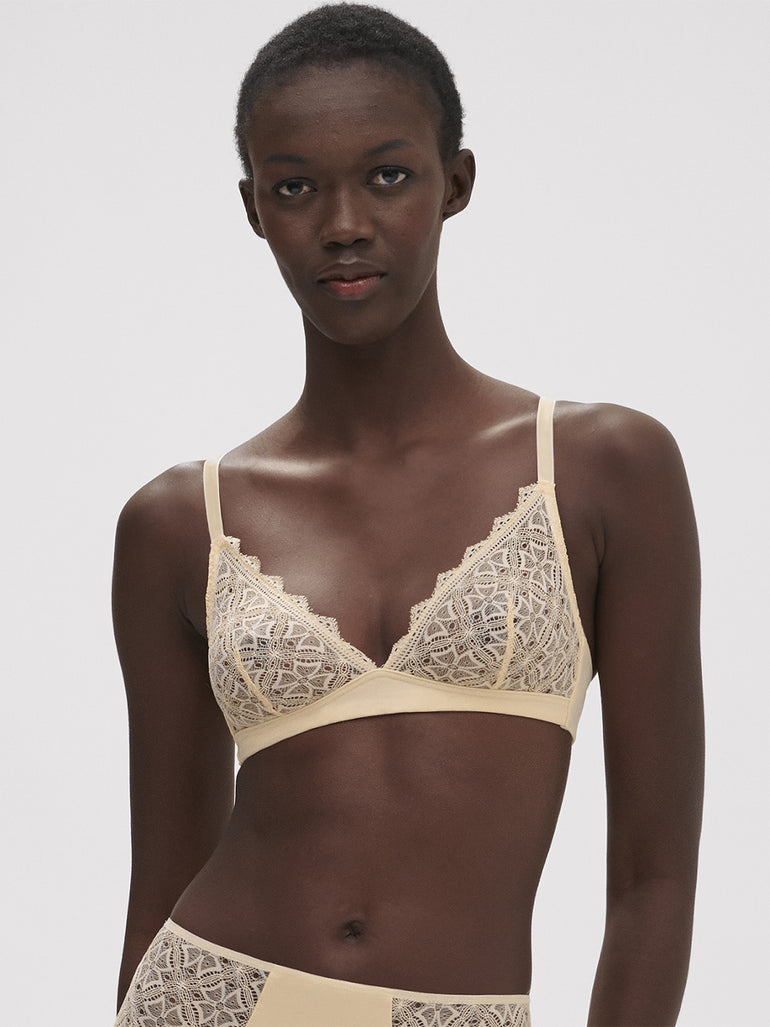 SIMONE PERELE STRING TAILLE 1 MODELE ALASKA REF 104700 SIMONE PERELE STRING TAILLE 1 MODELE ALASKA REF 104700