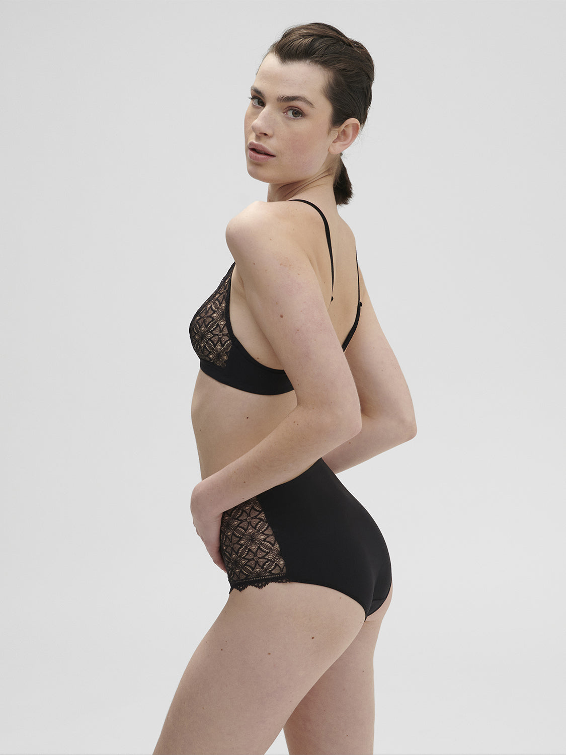 Simone Pérèle | Escale Retro Brief - Black