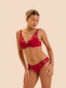 Intrigue Triangle Contour - Opera Red