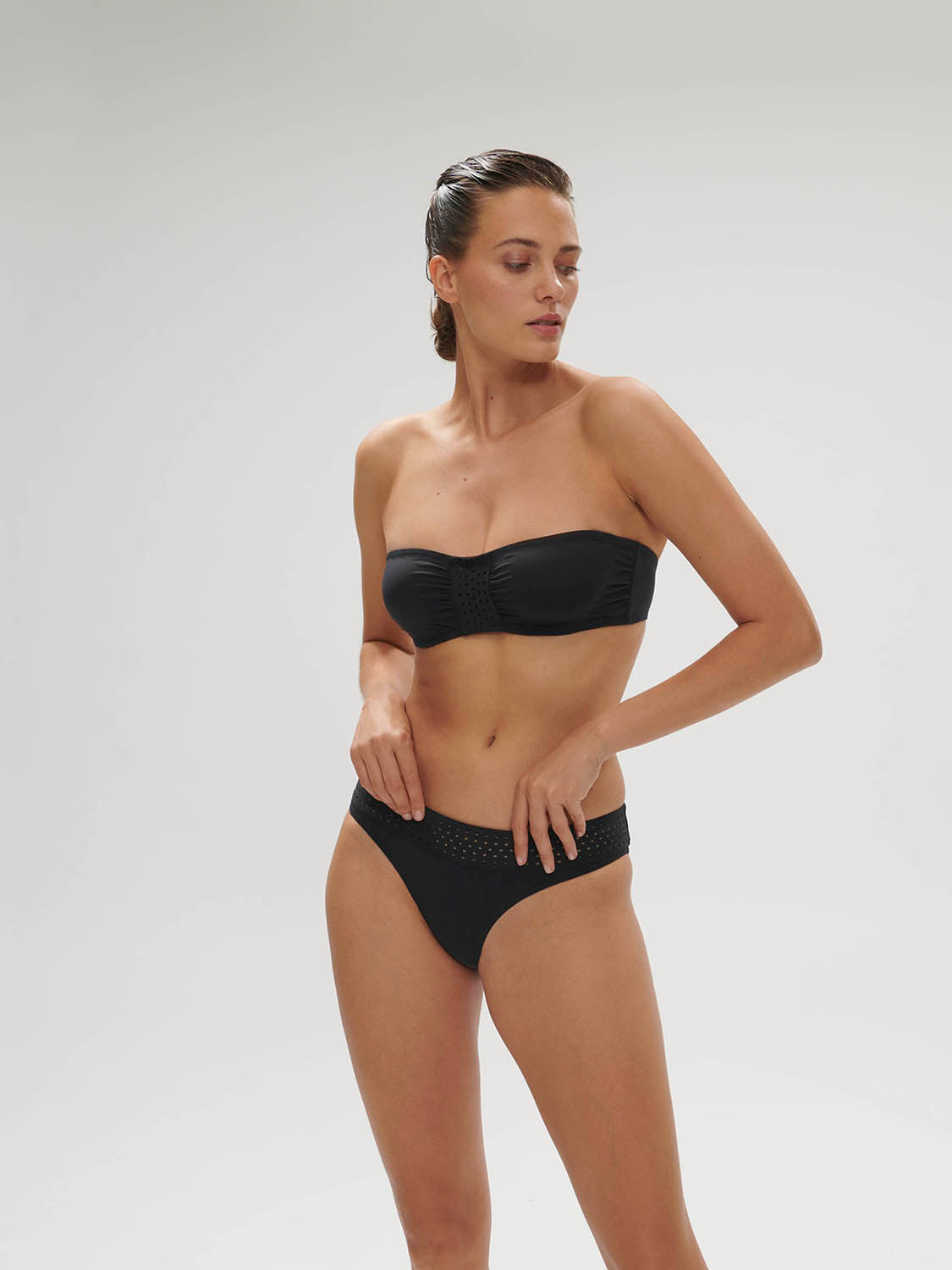 Hoya Underwire Bandeau - Black – Simone Pérèle