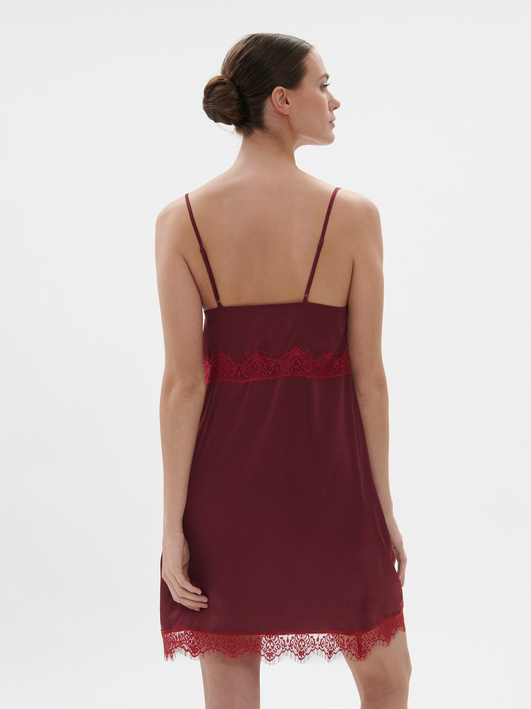 Satin Secrets Nightdress Spinel Red Simone Perele