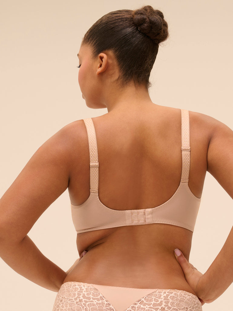 Caresse Wireless Triangle Bra Peau Rose Simone Perele