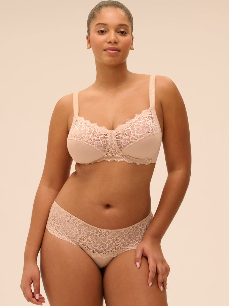 Caresse Wireless Triangle Bra Peau Rose Simone Perele