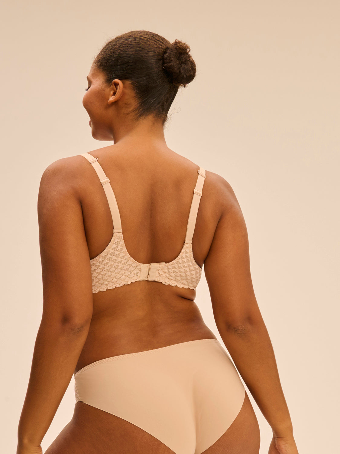 70C☆シモーヌ ペレールSIMONE 3Dスペイサーカップブラ Simone Perele - F70☆シモーヌ ペレールSimone Perele3Dスペイサー