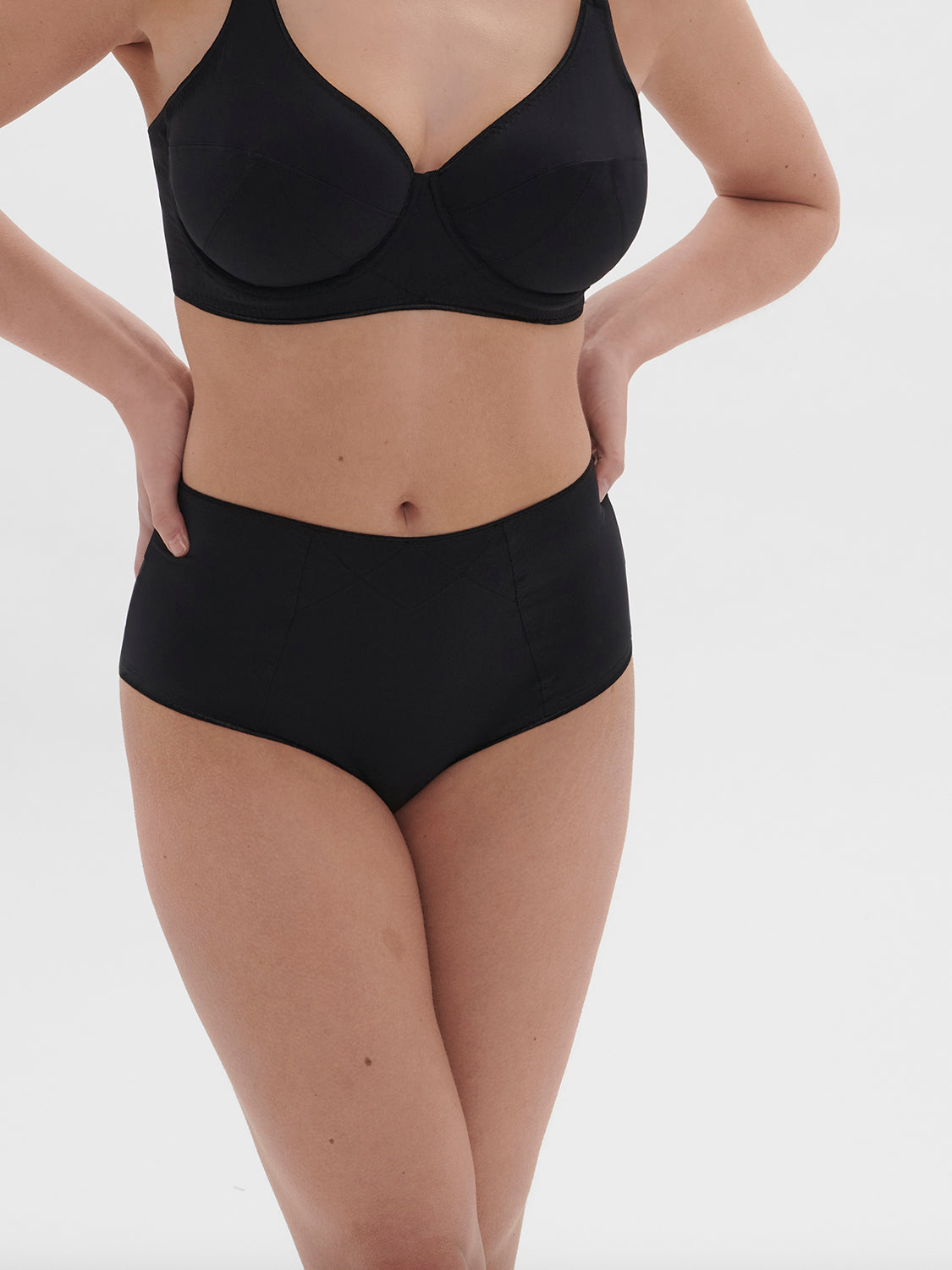 Artifice Retro Brief - Black – Simone Pérèle