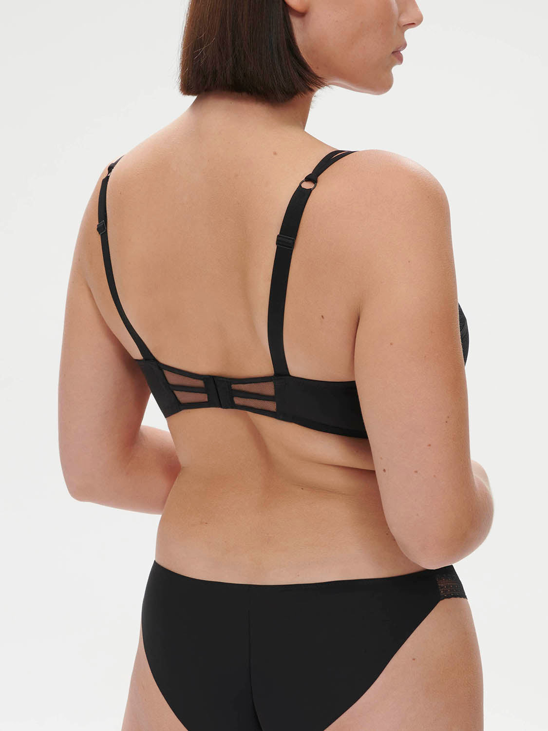 Pia V-Shaped Underwire - Black – Simone Pérèle