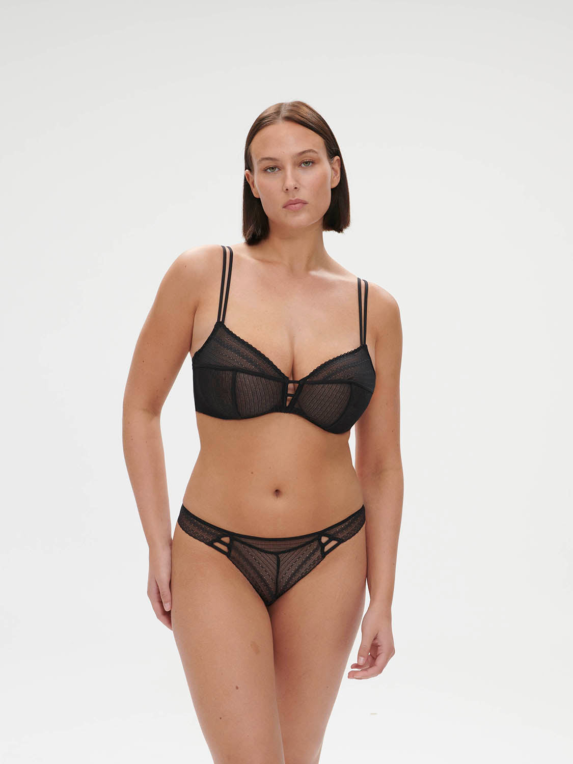 Pia V-Shaped Underwire - Black – Simone Pérèle